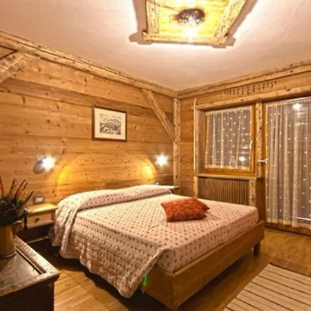 Nord فندق كورتينا دامبيتزو