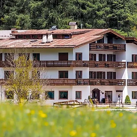 Nord Cortina dʼAmpezzo